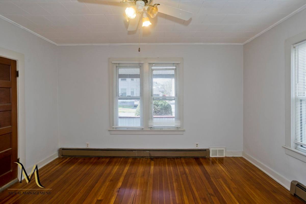 Apartment for rent at 61 Hill St, West Springfield, MA 01089