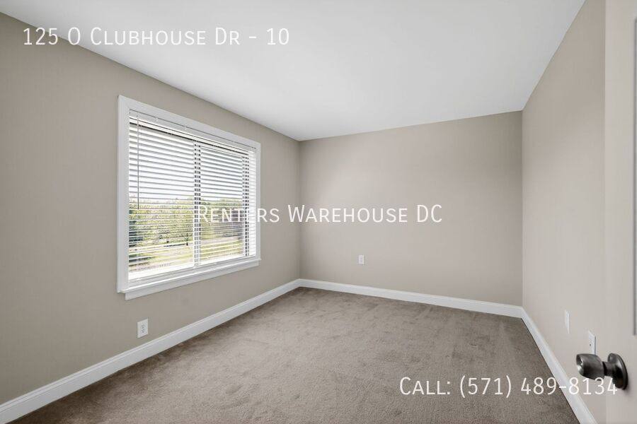Condo for rent at 125 O Clubhouse Dr #10, Leesburg, VA 20175
