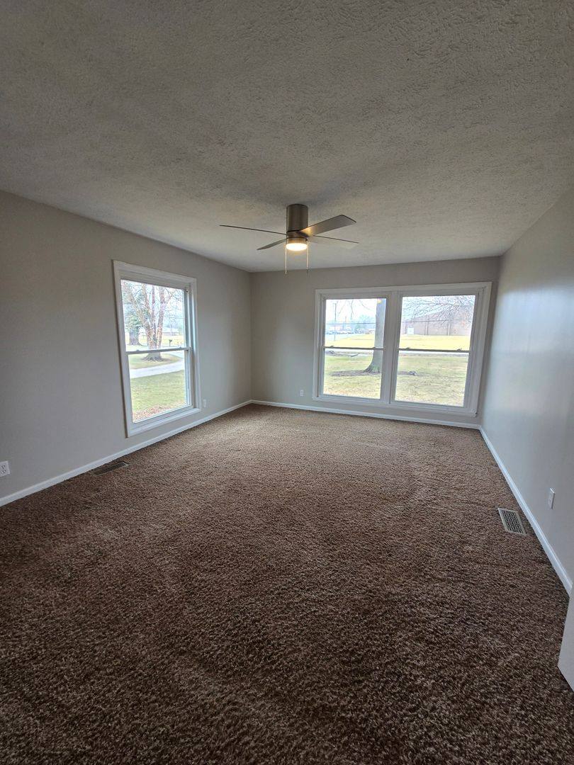 House for rent at 1703 E Stop 12 Rd, Indianapolis, IN 46227