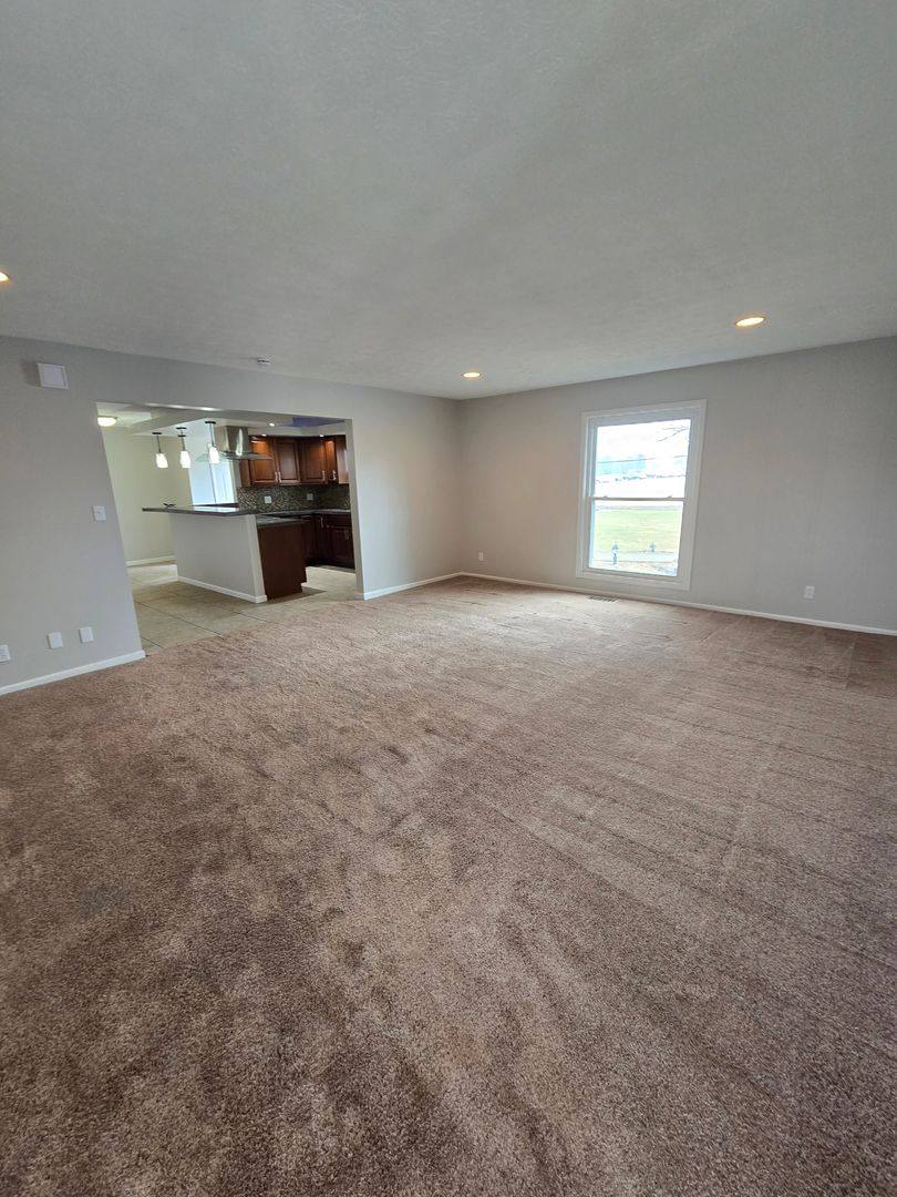 House for rent at 1703 E Stop 12 Rd, Indianapolis, IN 46227