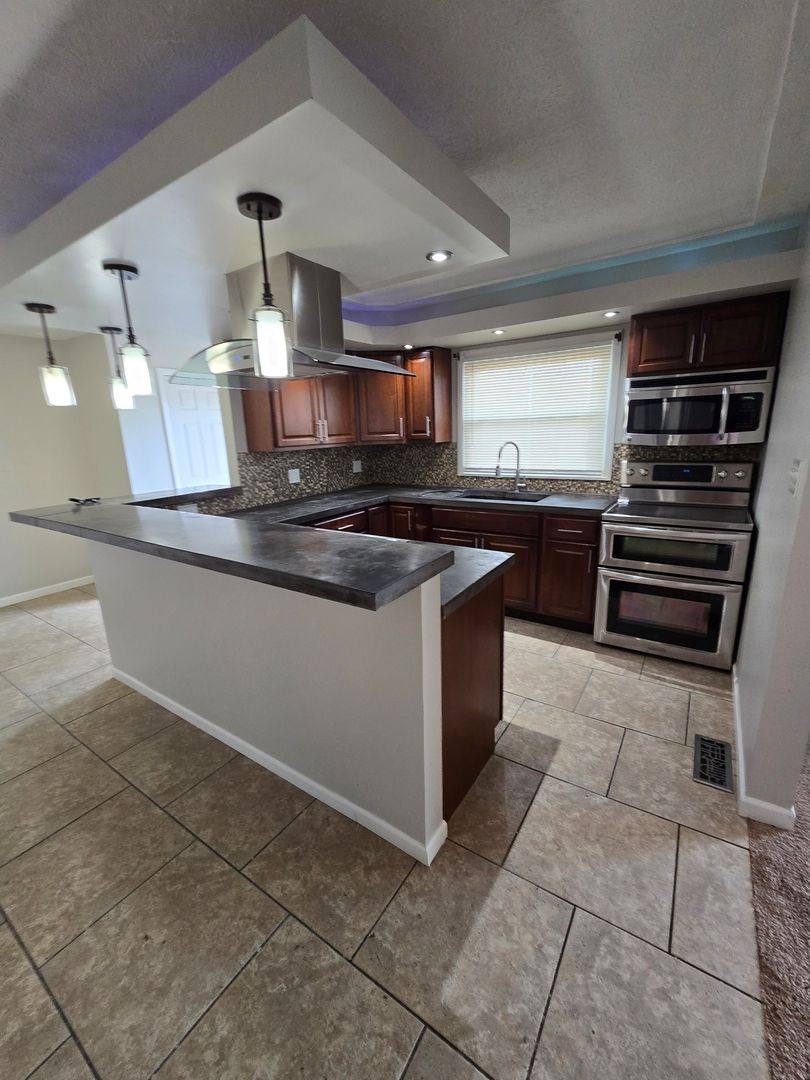 House for rent at 1703 E Stop 12 Rd, Indianapolis, IN 46227
