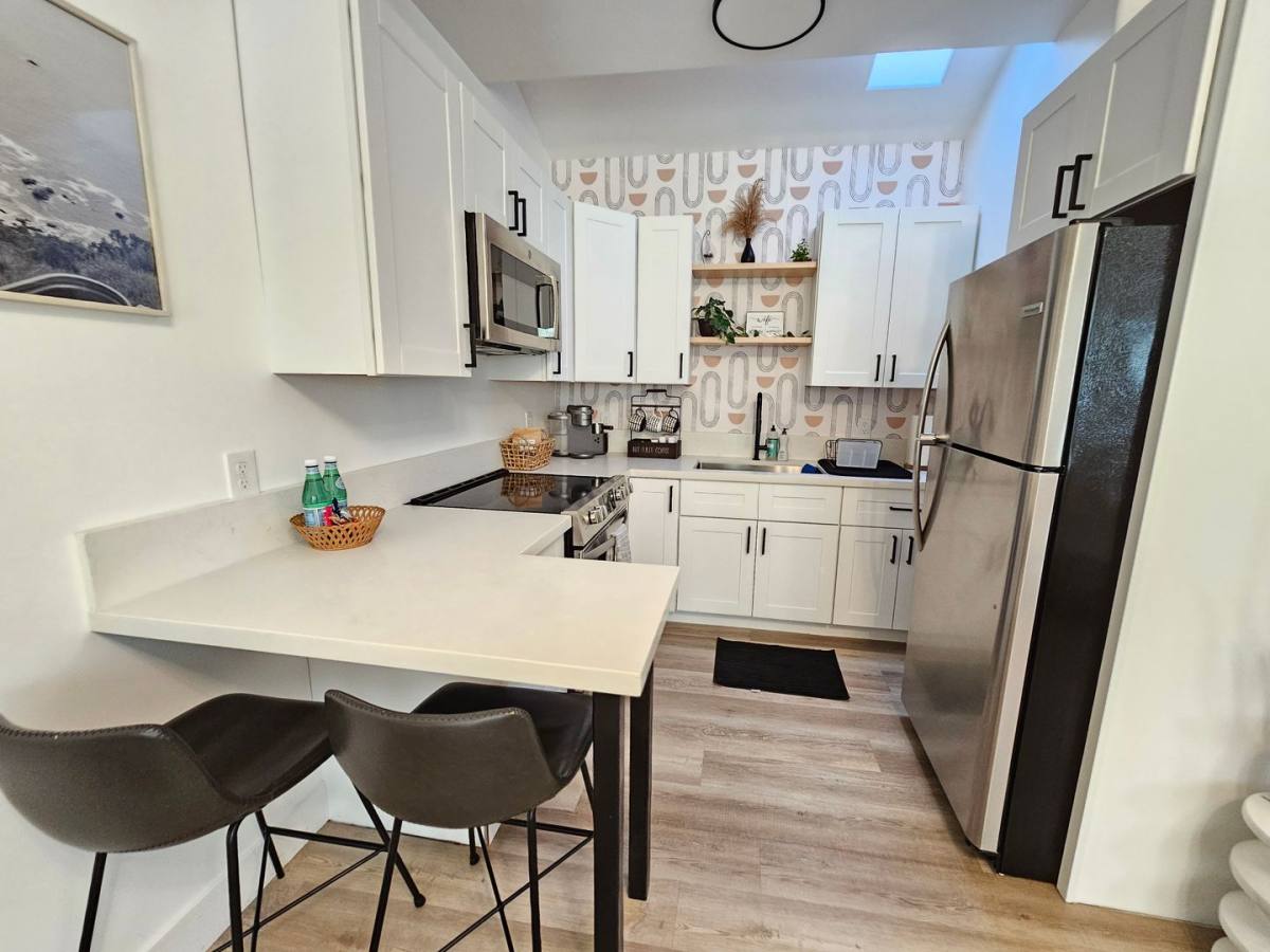 Apartment for rent at 1130 Leff St, San Luis Obispo, CA 93401