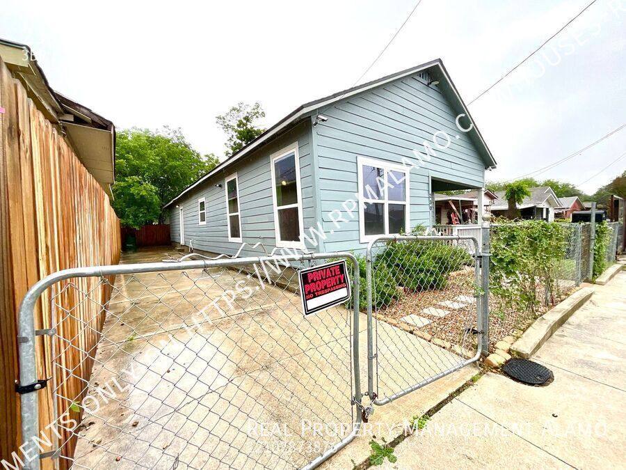 House for rent at 230 Micklejohn, San Antonio, TX 78207