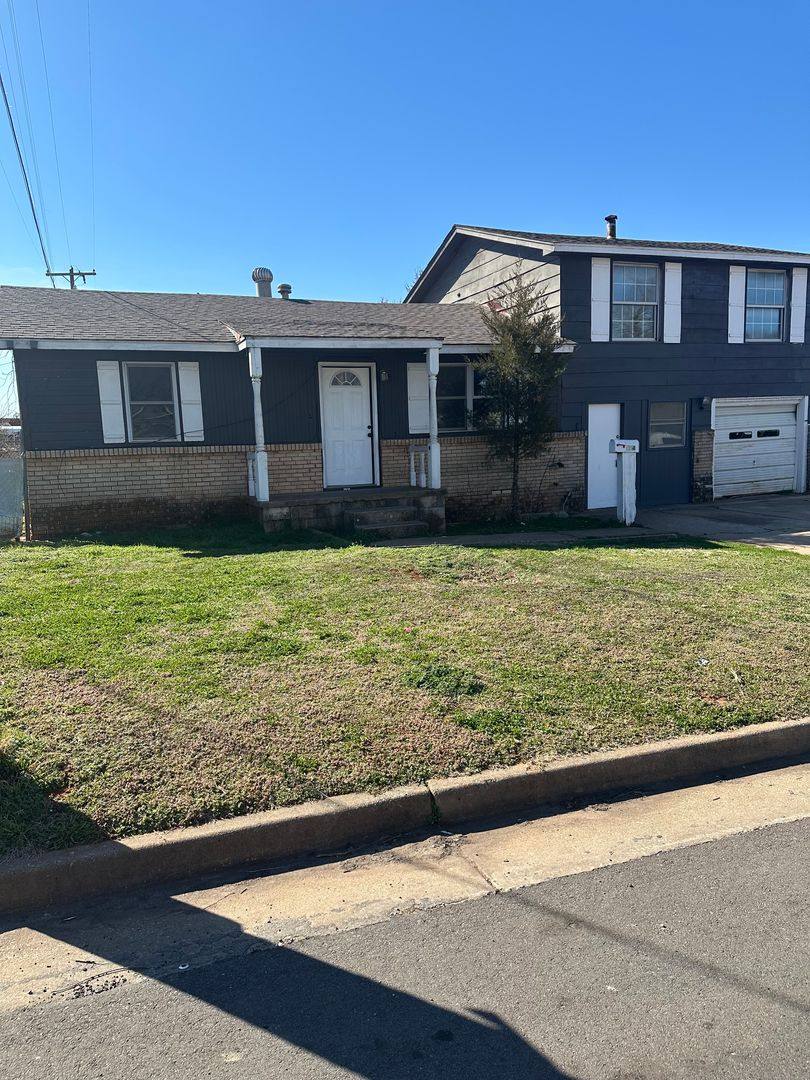 House for rent at 904 SE 34th St, Oklahoma City, OK 73129