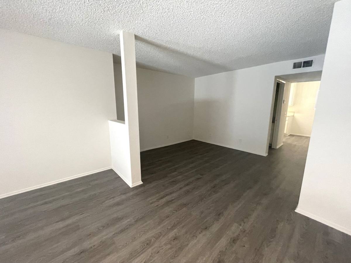 Apartment for rent at 10926 Huston St, North Hollywood, CA 91601