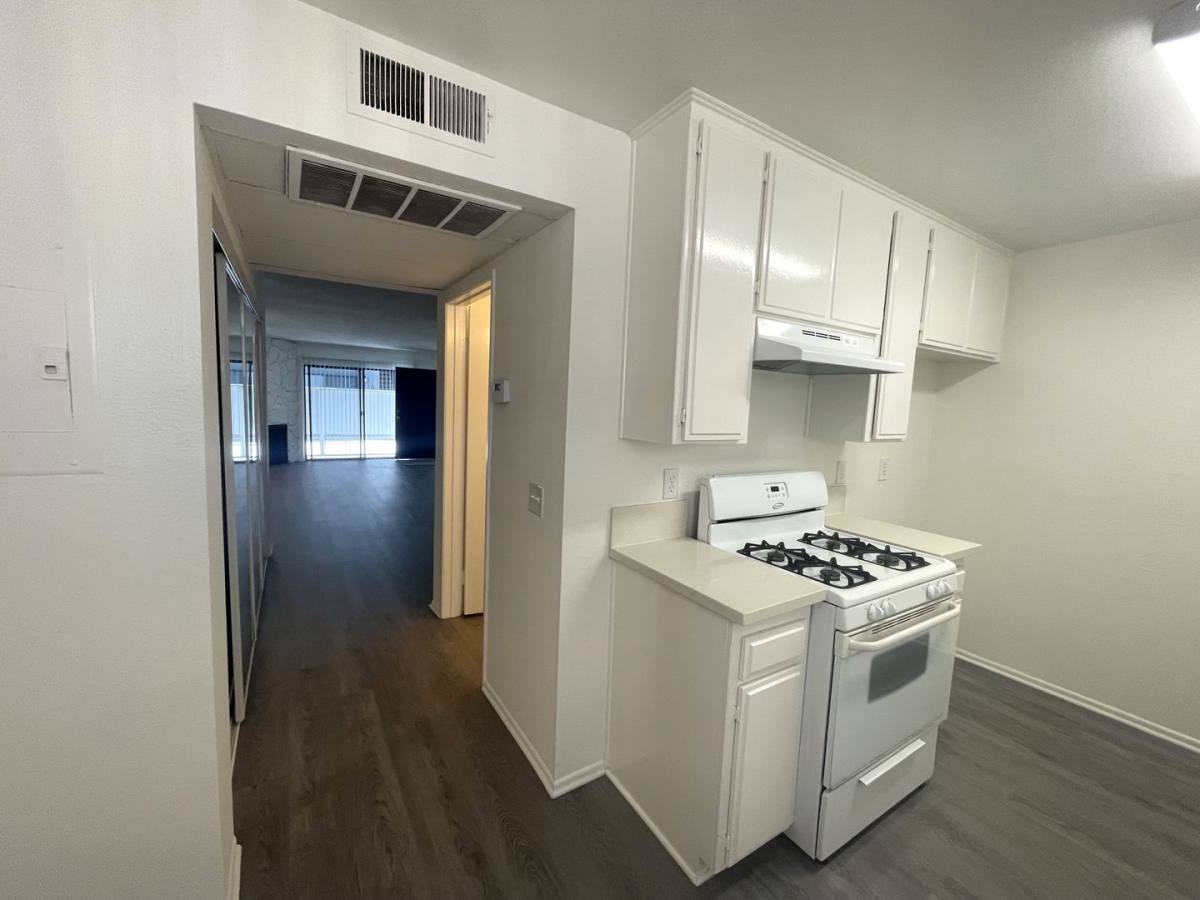 Apartment for rent at 10926 Huston St, North Hollywood, CA 91601