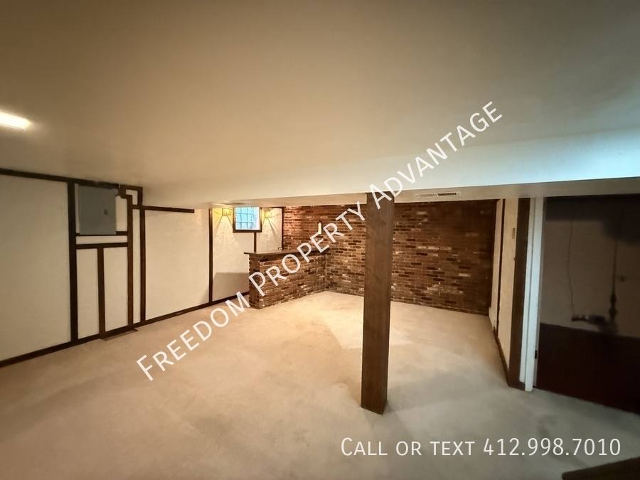 House for rent at 800 Flint Rd, Allison Park, PA 15101