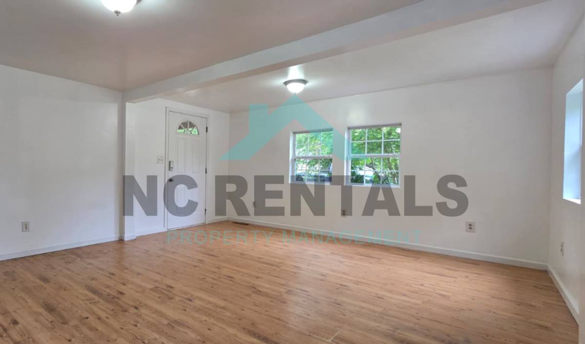 House for rent at 2214 Noahtown Rd, Thomasville, NC 27360
