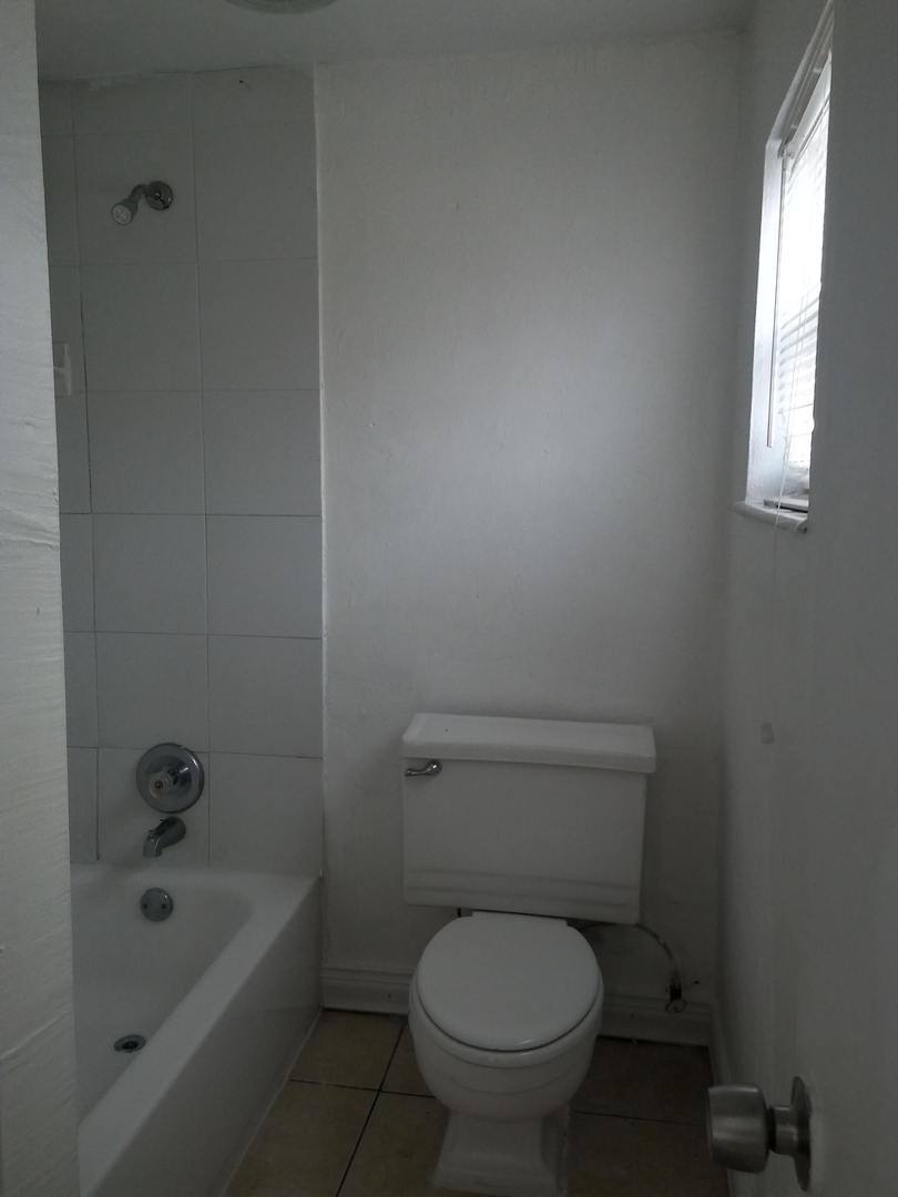 Apartment for rent at 840 NW 10th St, Hallandale, FL 33009