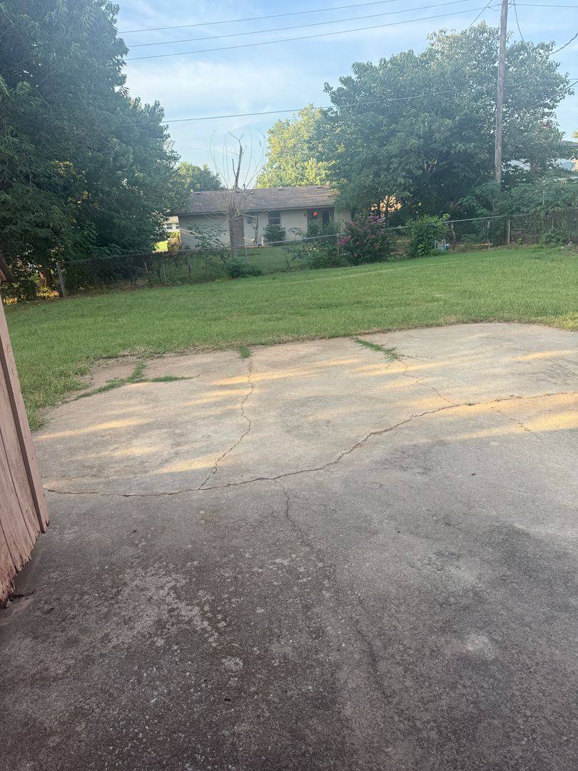 House for rent at 315 Willow Place, Yukon, OK 73099