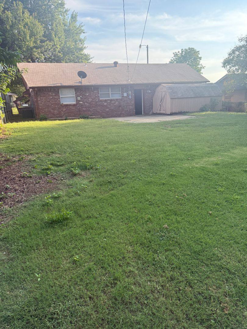 House for rent at 315 Willow Place, Yukon, OK 73099