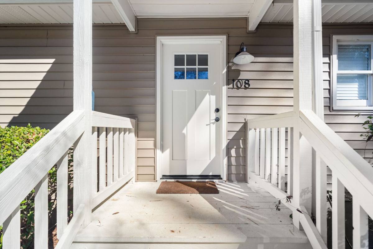 House for rent at 108 Horseshoe Circle, Eatonton, GA 31024