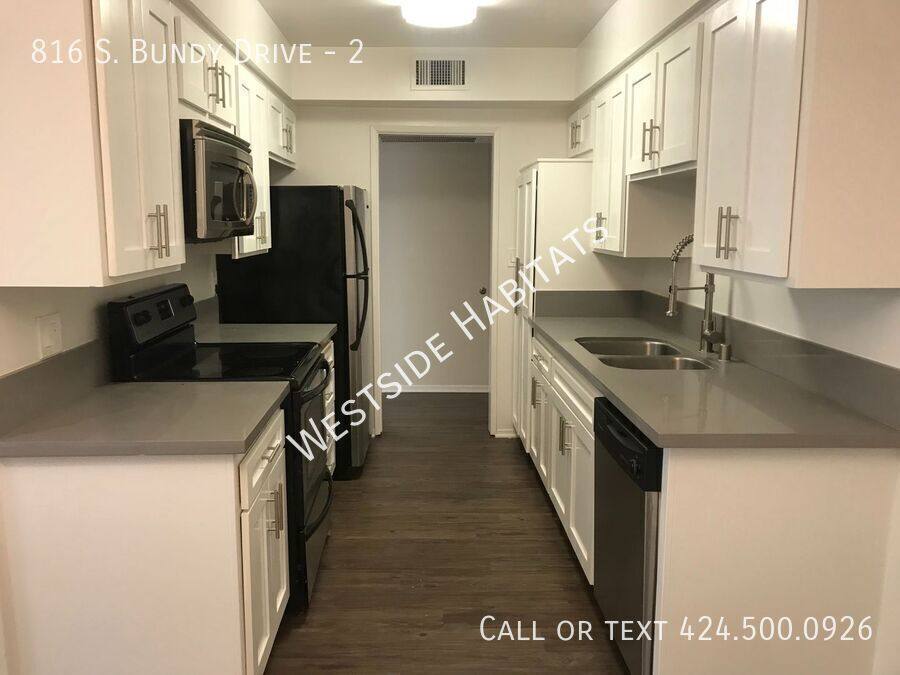 Apartment for rent at 816 S Bundy Dr #2, Los Angeles, CA 90049