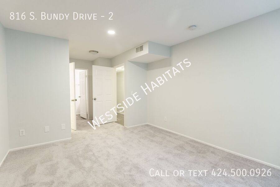 Apartment for rent at 816 S Bundy Dr #2, Los Angeles, CA 90049