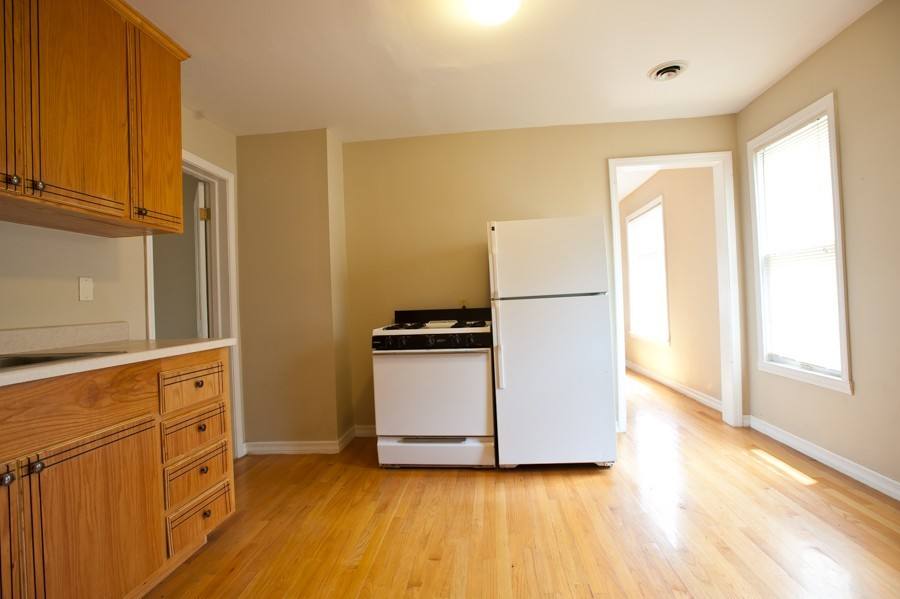 Apartment for rent at 2429-2431 N Farwell Ave, Milwaukee, WI 53211