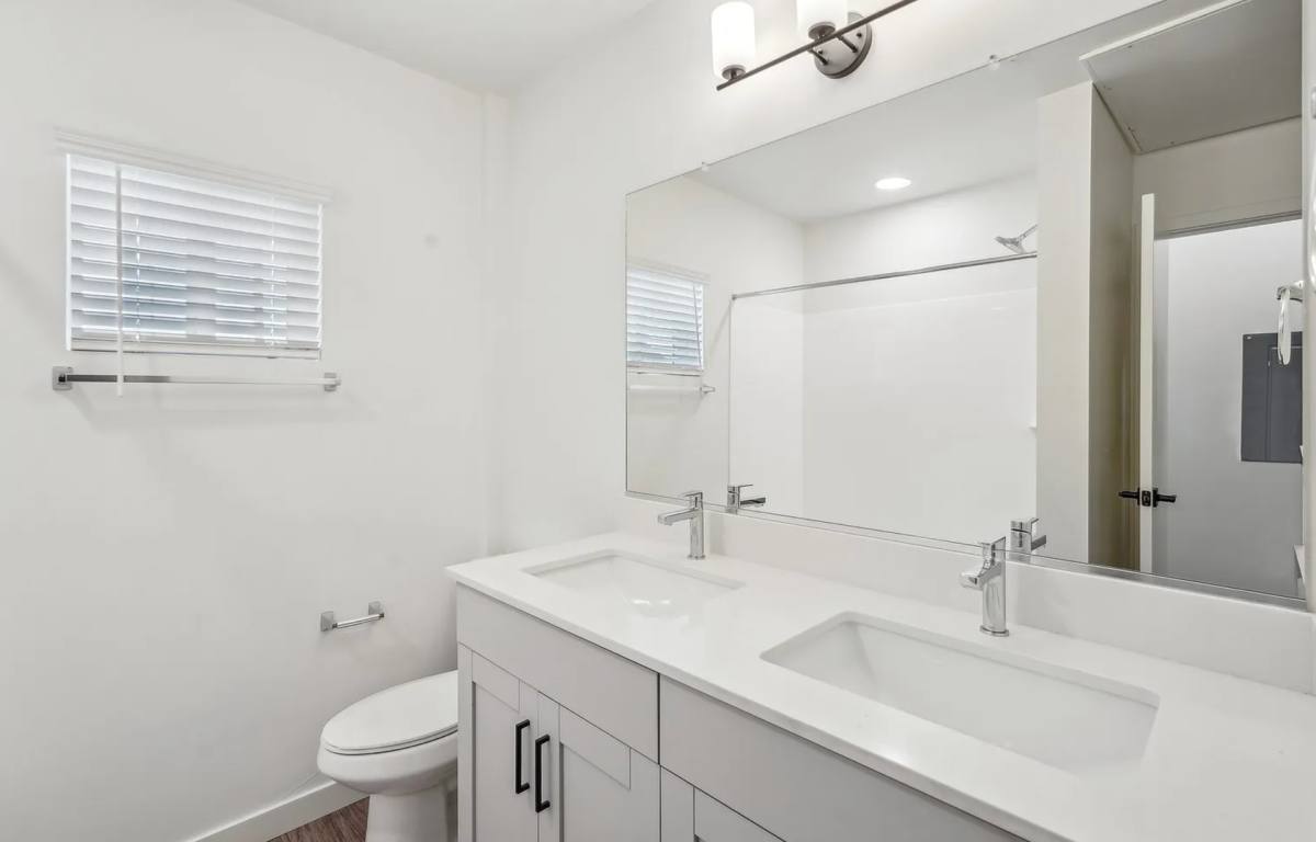 Apartment for rent at 3031 W Northern Ave, Phoenix, AZ 85051