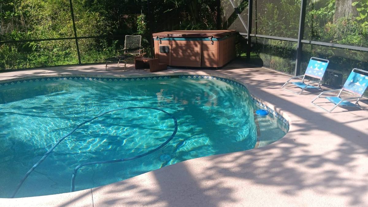 House for rent at 8694 Pioneer Rd, West Palm Beach, FL 33411