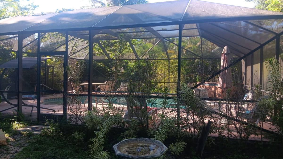 House for rent at 8694 Pioneer Rd, West Palm Beach, FL 33411