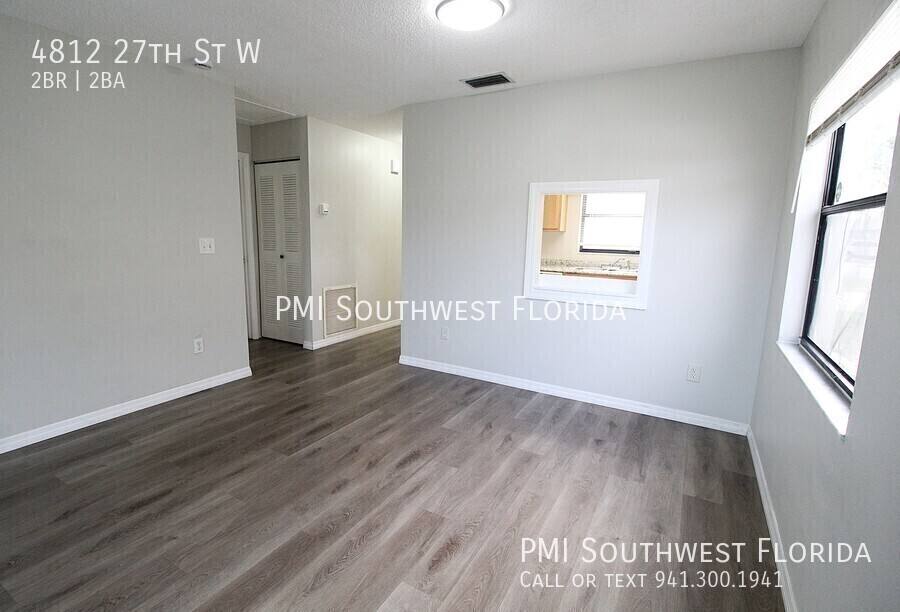 Apartment for rent at 4812 27th St W, Bradenton, FL 34207