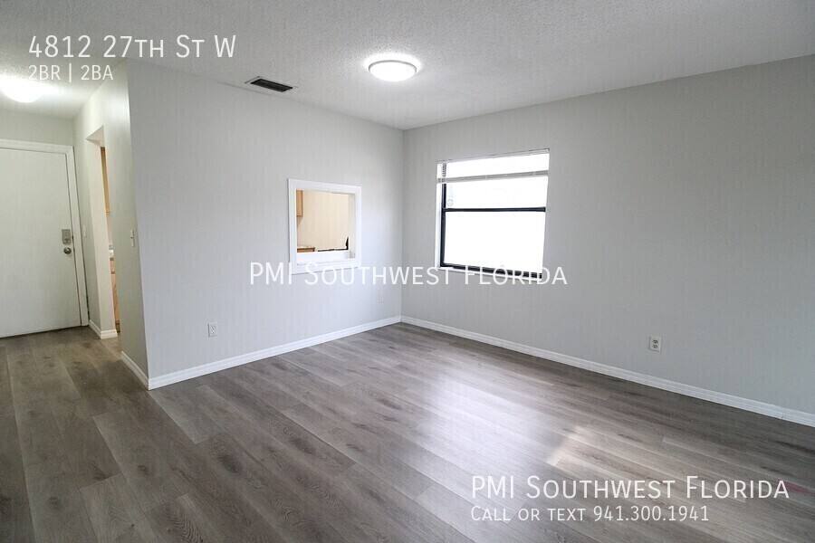 Apartment for rent at 4812 27th St W, Bradenton, FL 34207