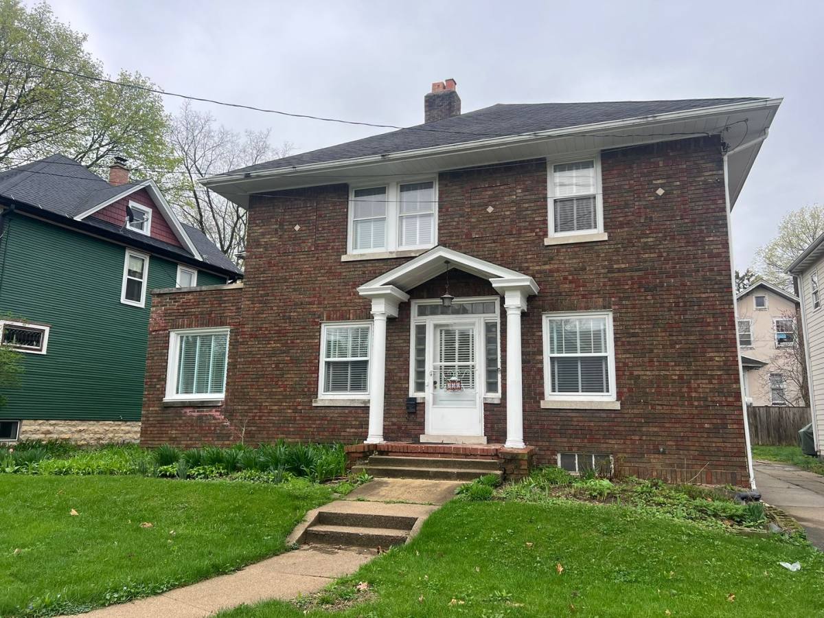 House for rent at 240 W Locust St, Dekalb, IL 60115