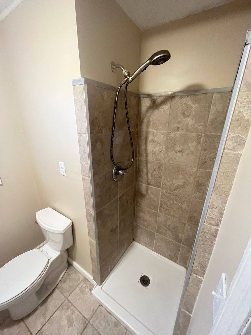 Apartment for rent at 614 E Streeter, Muncie, IN 47303