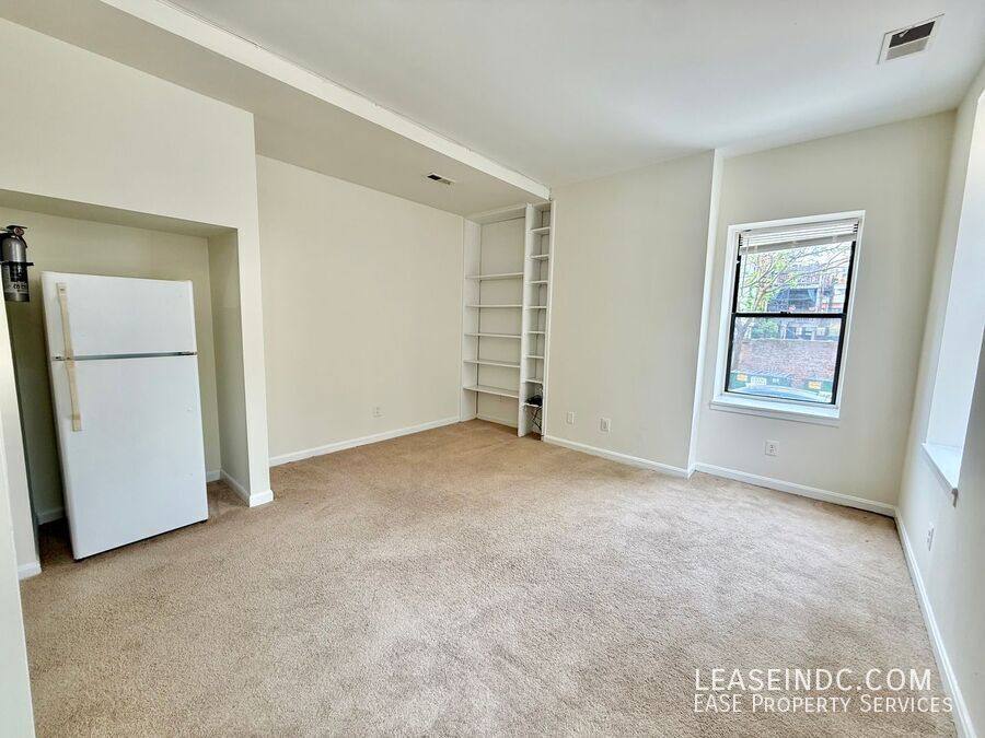 Apartment for rent at 1532 15th St NW #5, Washington, DC 20005