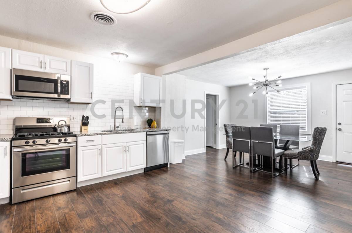 House for rent at 2134 Fenwick Dr, Dallas, TX 75228