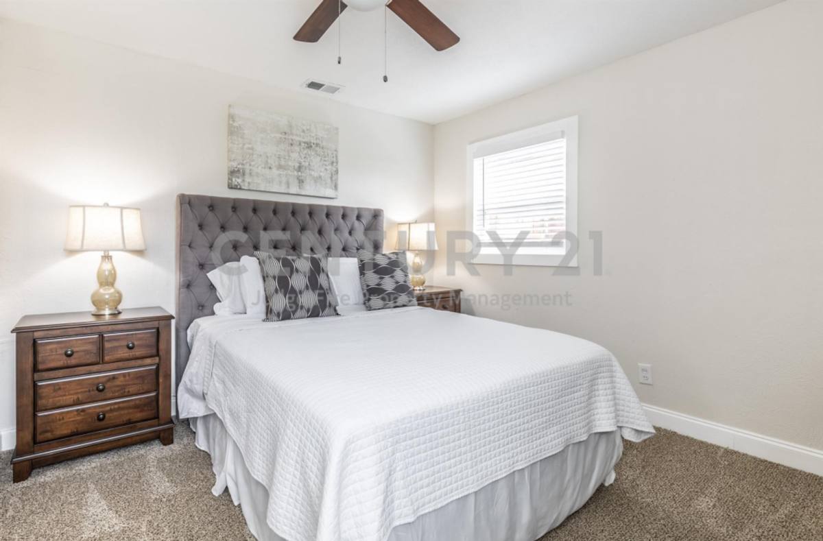 House for rent at 2134 Fenwick Dr, Dallas, TX 75228