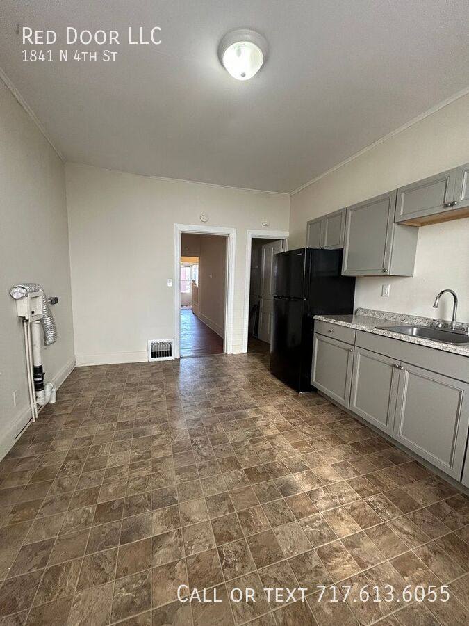 House for rent at 1841 N 4th St, Harrisburg, PA 17102