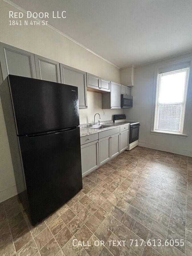House for rent at 1841 N 4th St, Harrisburg, PA 17102