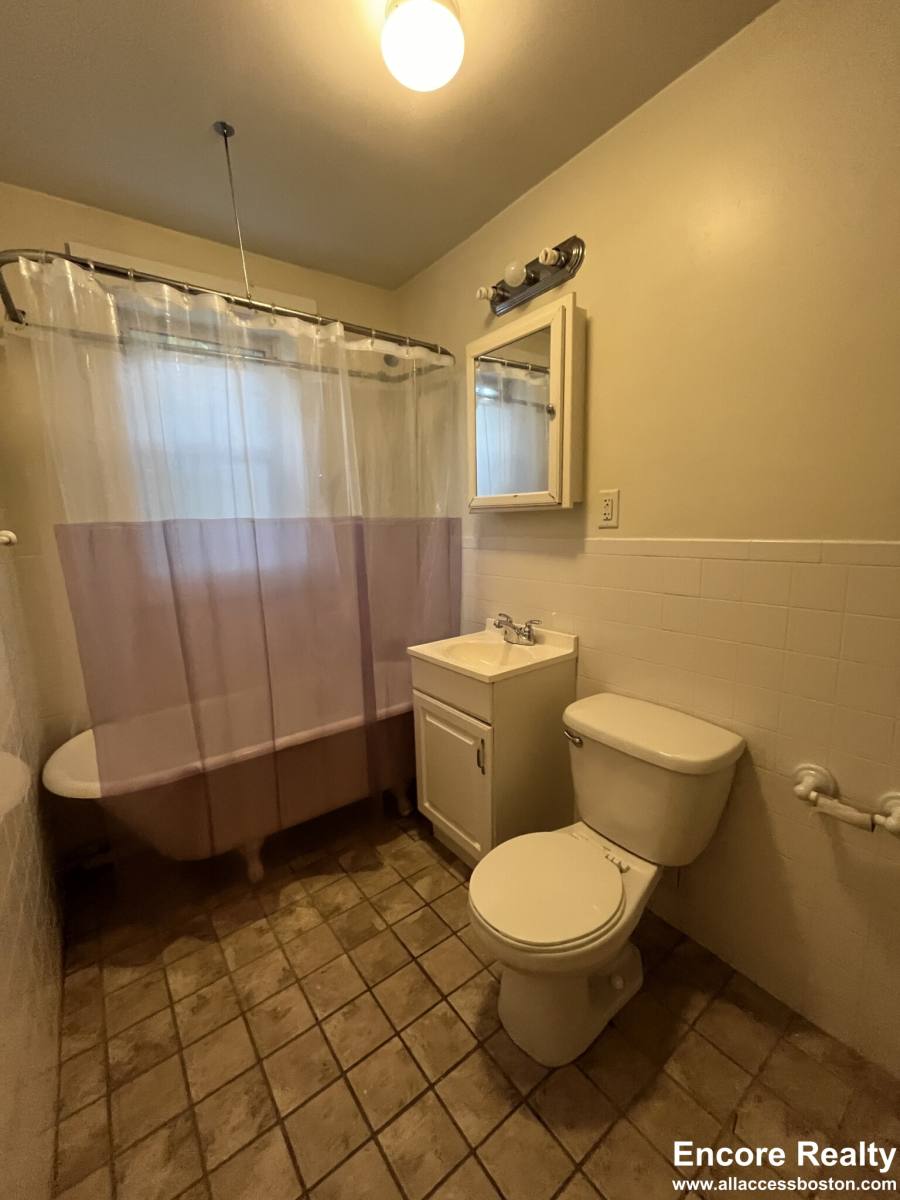 Apartment for rent at 155 Summer St #3B, Somerville, MA 02143