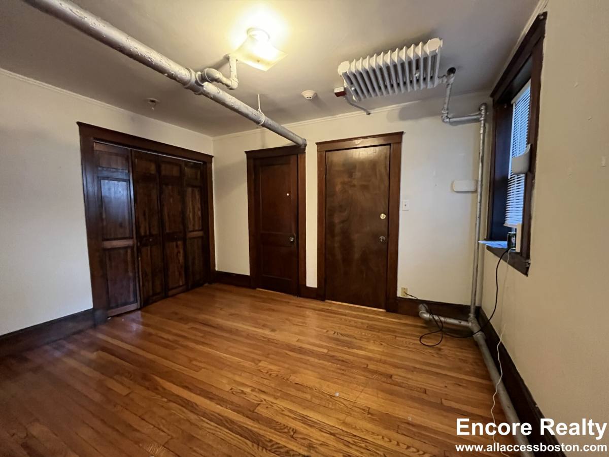 Apartment for rent at 155 Summer St #3B, Somerville, MA 02143