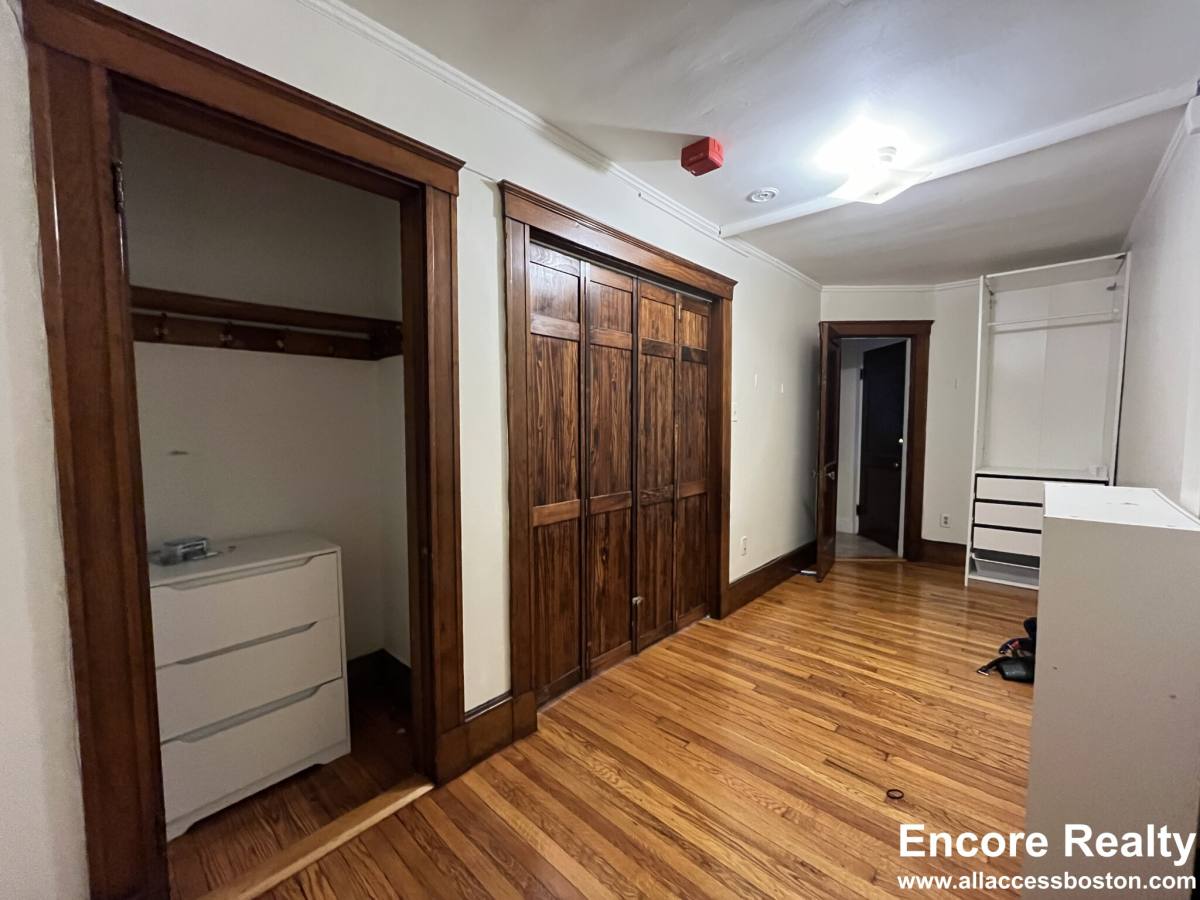 Apartment for rent at 155 Summer St #3B, Somerville, MA 02143