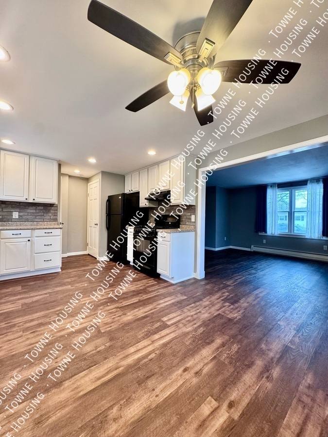 Apartment for rent at 757 Remington Dr #1, North Tonawanda, NY 14120