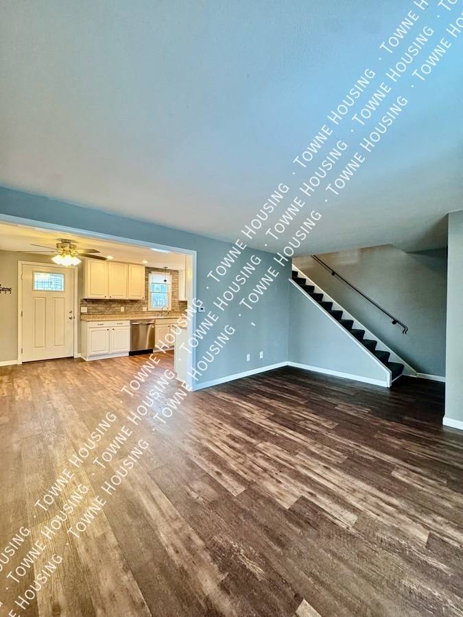 Apartment for rent at 757 Remington Dr #1, North Tonawanda, NY 14120