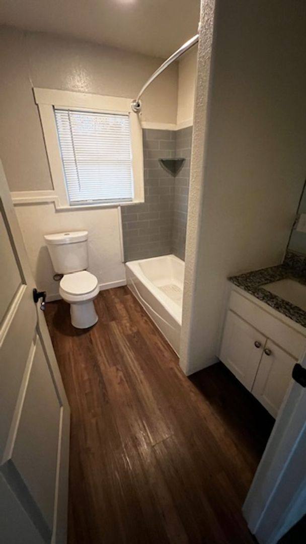 Apartment for rent at 532 W 14th St, Chico, CA 95928