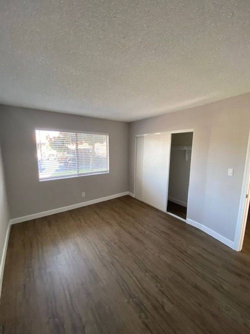 Apartment for rent at 5916 Burnham Ave, Buena Park, CA 90621