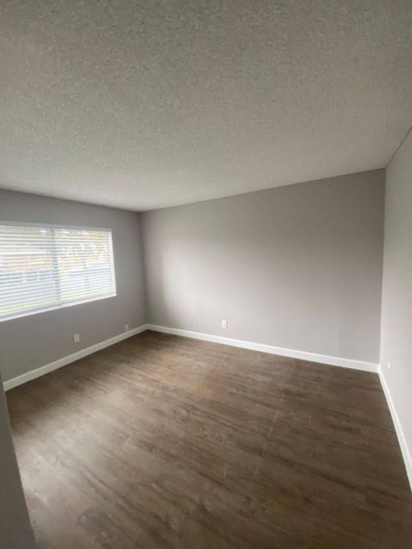 Apartment for rent at 5916 Burnham Ave, Buena Park, CA 90621
