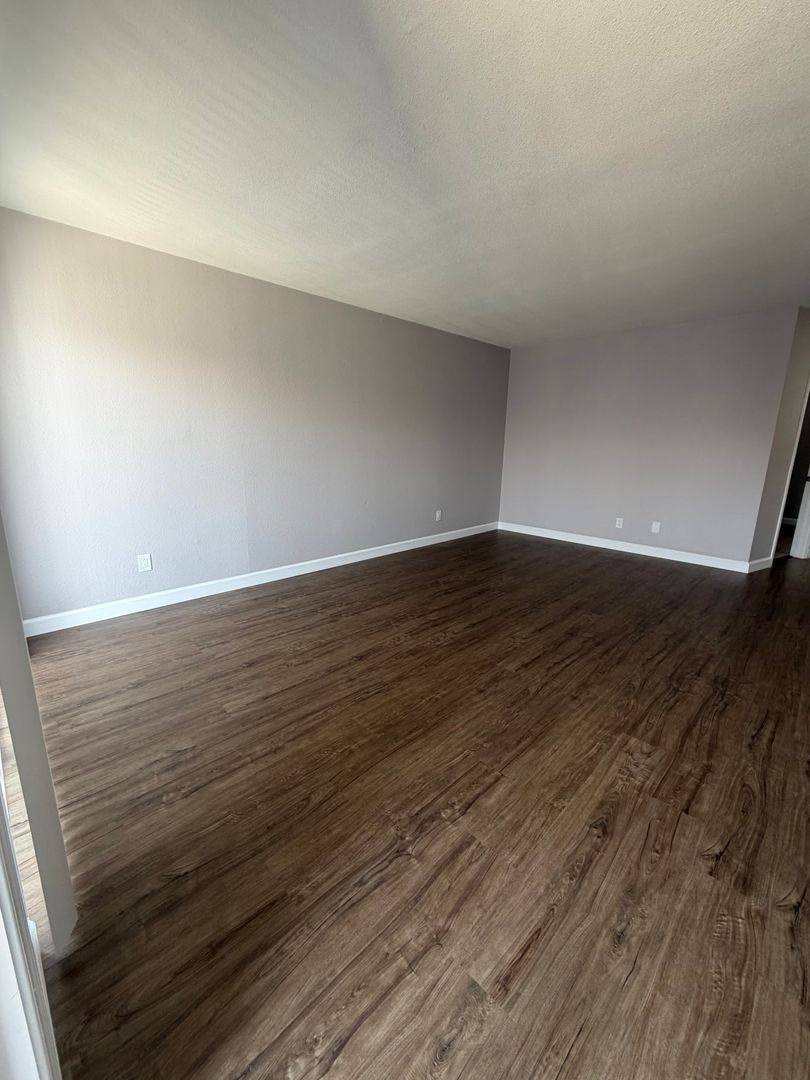 Apartment for rent at 5916 Burnham Ave, Buena Park, CA 90621
