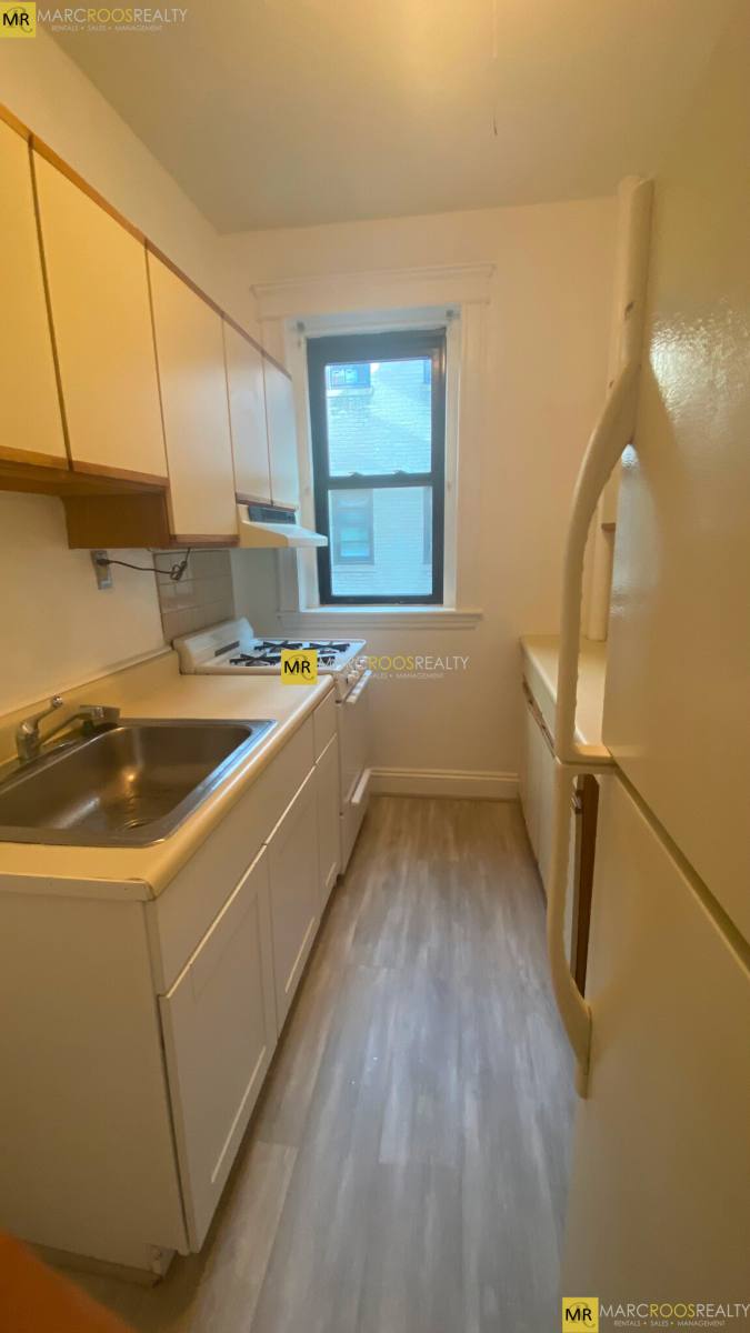 Condo for rent at 39 Glenville Ave #10, Allston, MA 02134
