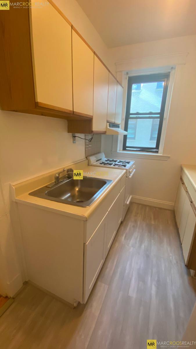 Condo for rent at 39 Glenville Ave #10, Allston, MA 02134