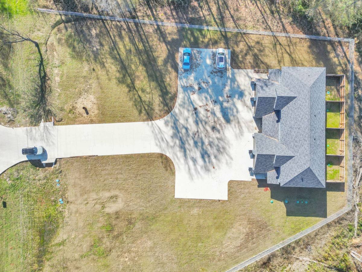 Townhouse for rent at 11722 FM 16 W, Lindale, TX 75771