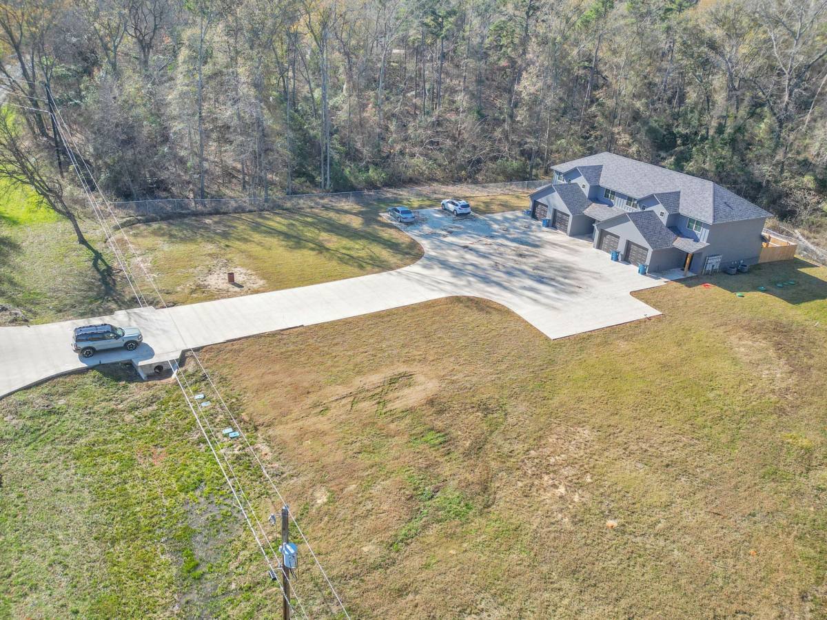 Townhouse for rent at 11722 FM 16 W, Lindale, TX 75771