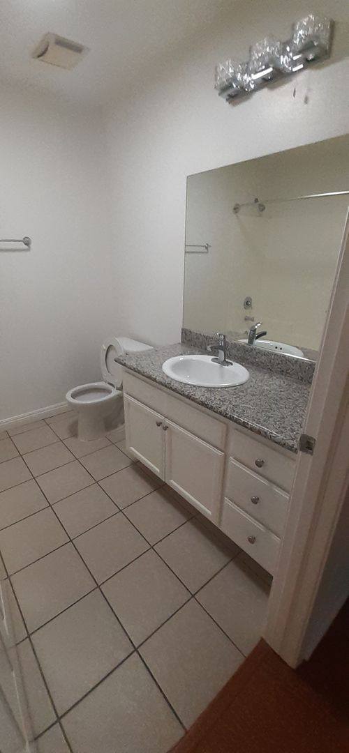 Apartment for rent at 5700 Laurel Canyon, Valley Village, CA 91607