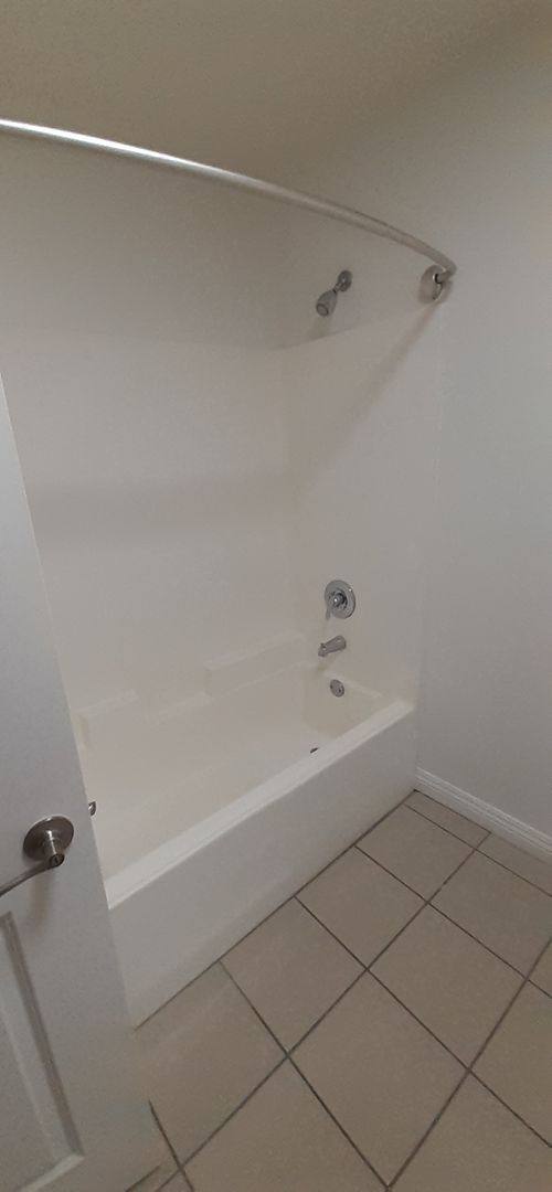 Apartment for rent at 5700 Laurel Canyon, Valley Village, CA 91607