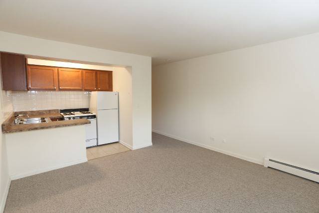 Apartment for rent at 540 Roscoe #D072, Chicago, IL 60657