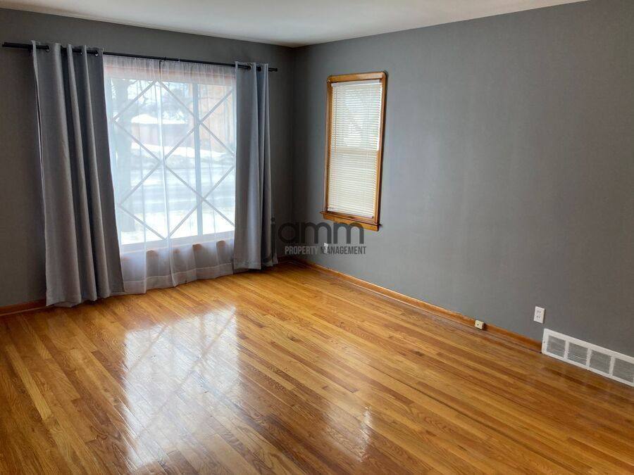 Apartment for rent at 6099 Ridge Rd, Cleveland, OH 44129