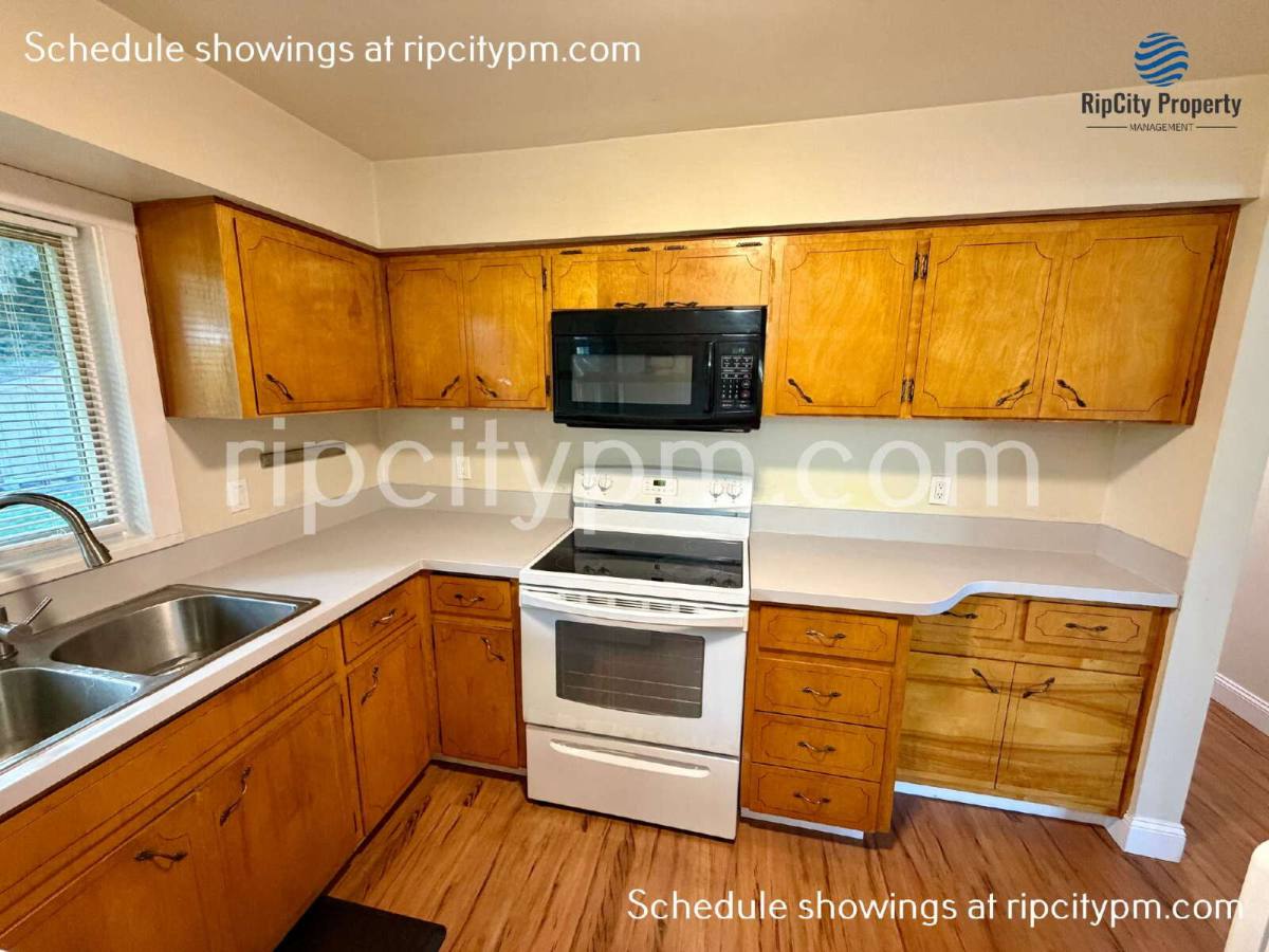 Apartment for rent at 11430 SW 121st Ave, Portland, OR 97223