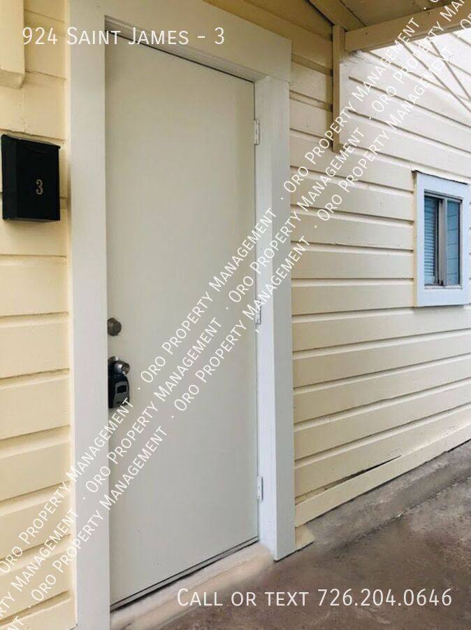 Apartment for rent at 924 Saint James #3, San Antonio, TX 78202